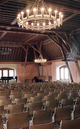 Grosser Rittersaal bis 200 Personen